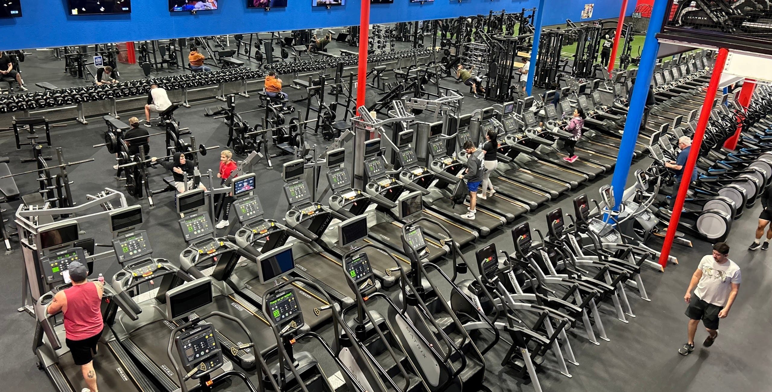 a spacious cardio area at a freedom fitness gym near me in calallen corpus christi